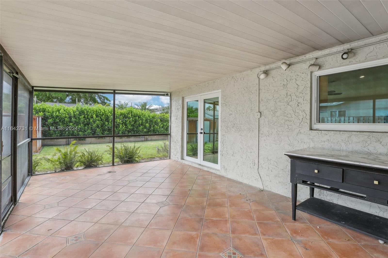 10500 Sunset Strip
