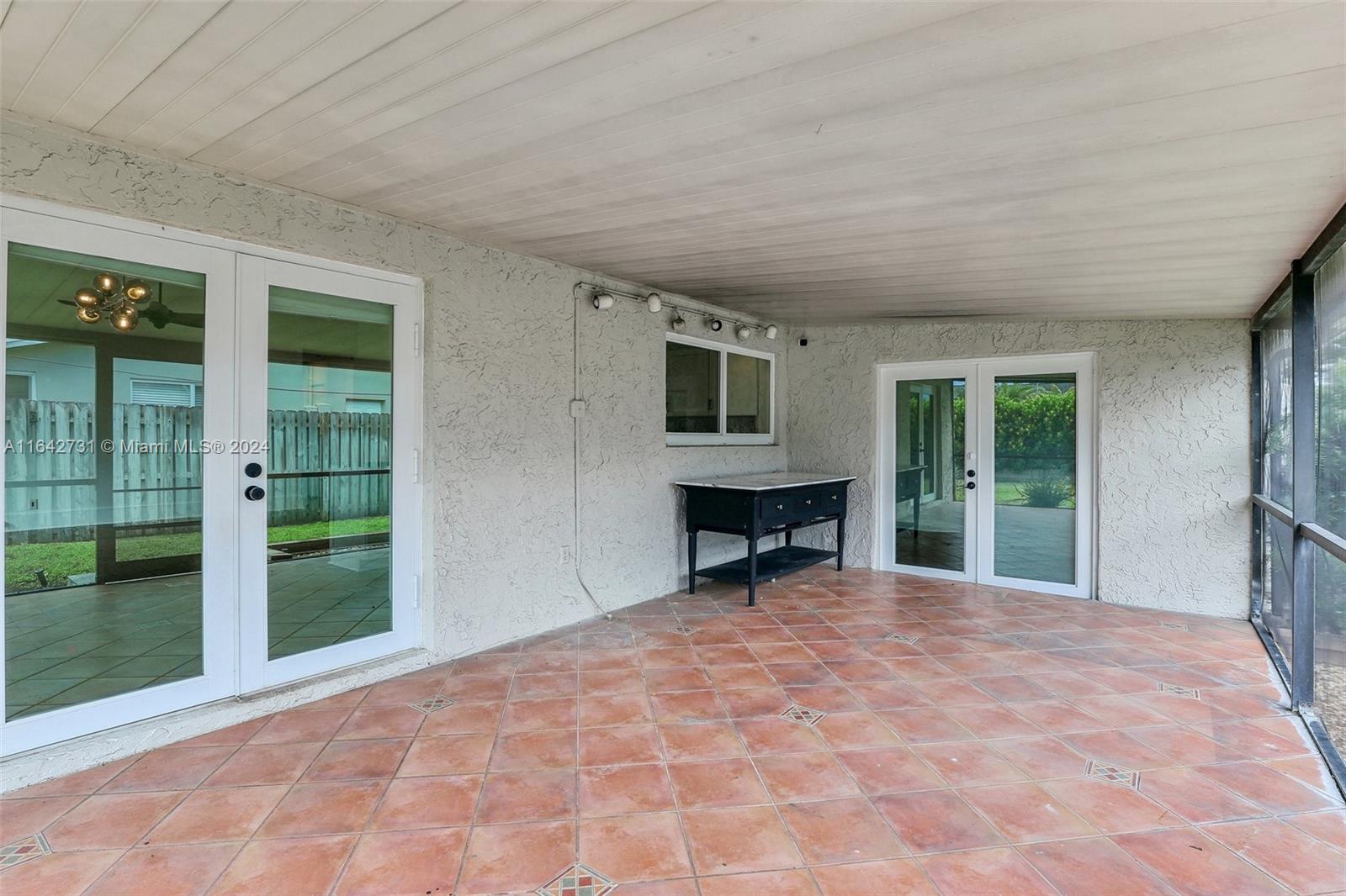 10500 Sunset Strip
