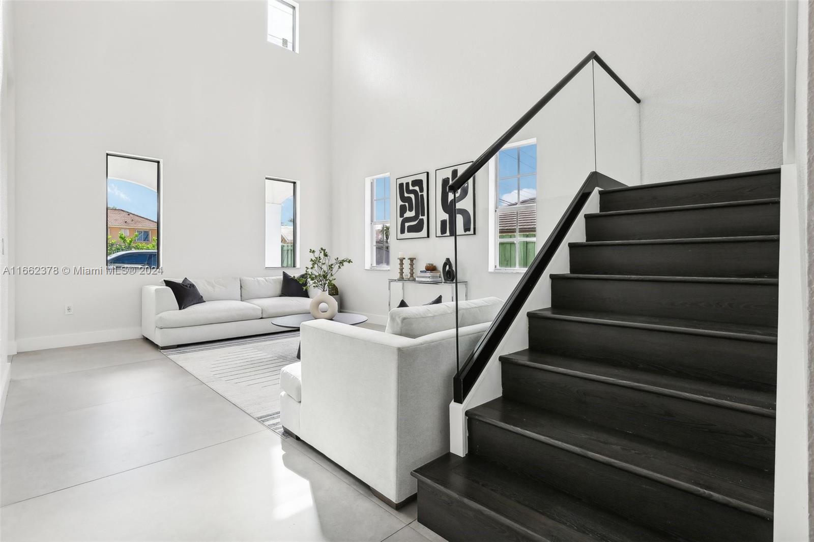 674 NW 127th Ave