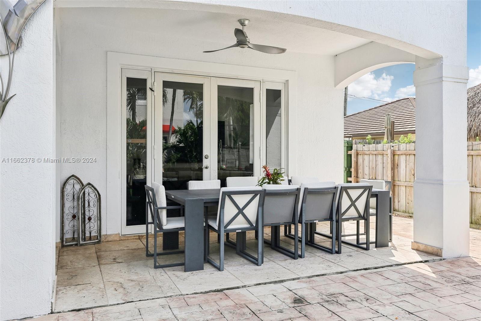 674 NW 127th Ave