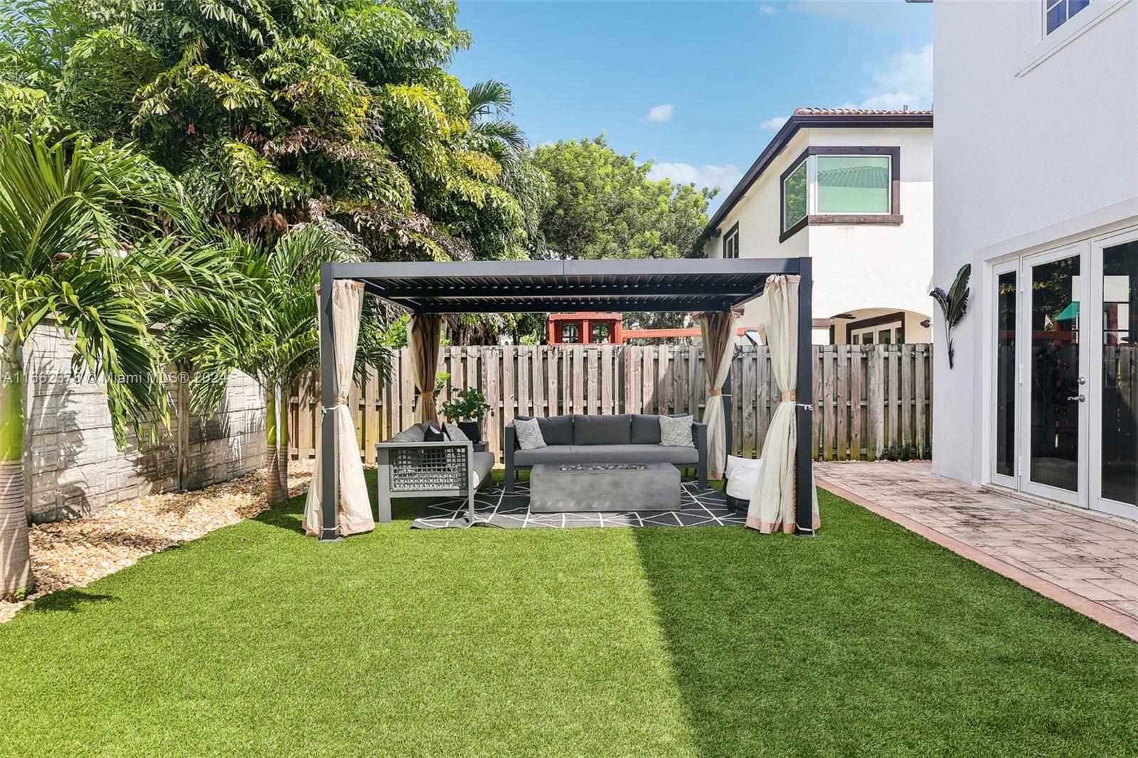 674 NW 127th Ave