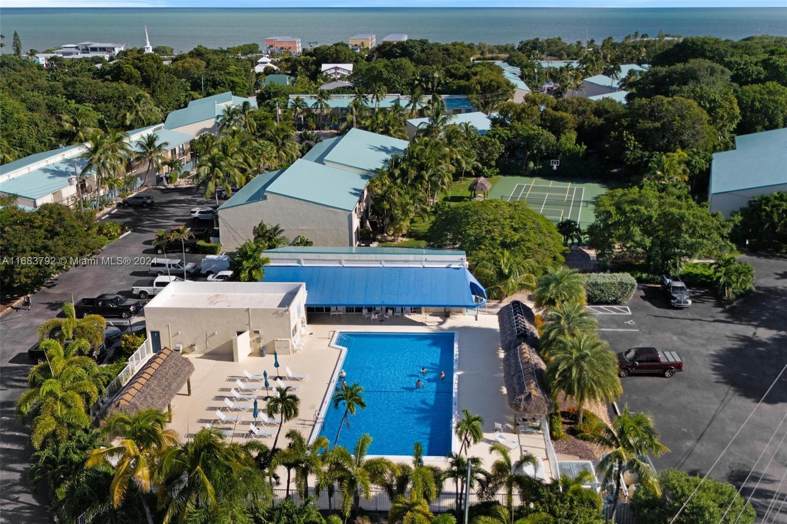 87200 Overseas Hwy # P8