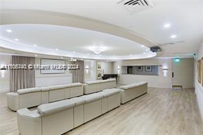 17555 Collins Ave # 1208