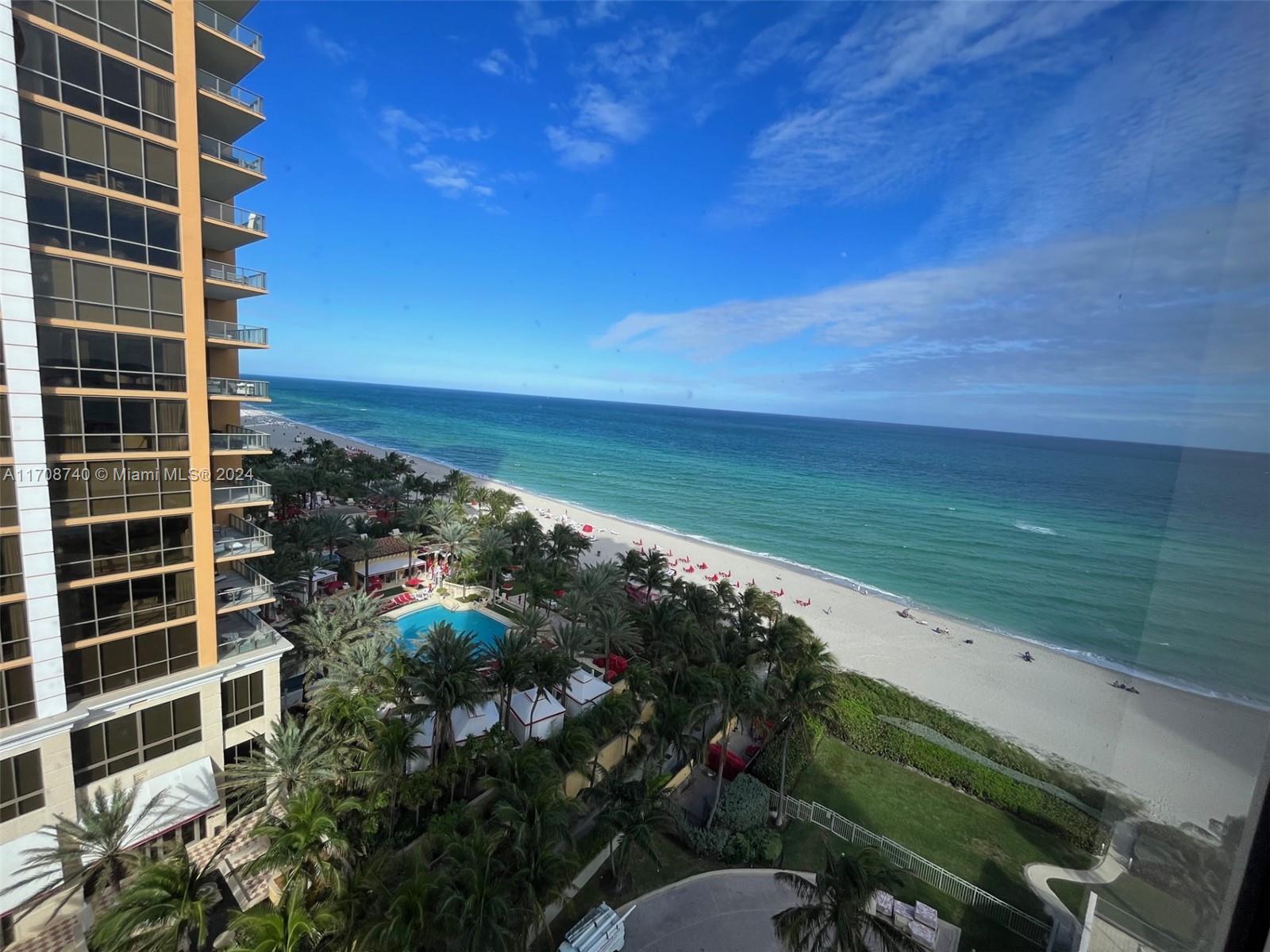 17555 Collins Ave # 1208