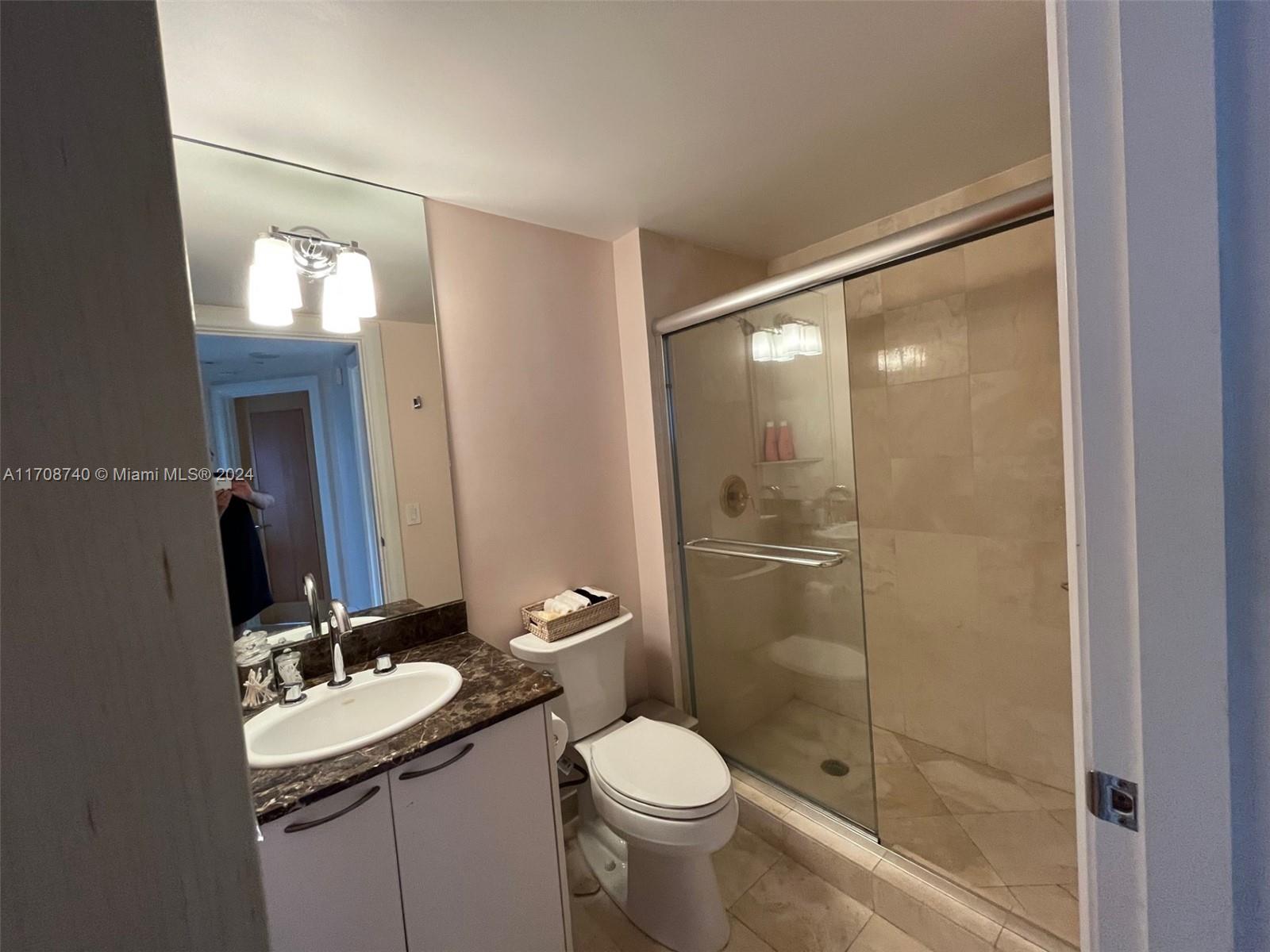 17555 Collins Ave # 1208