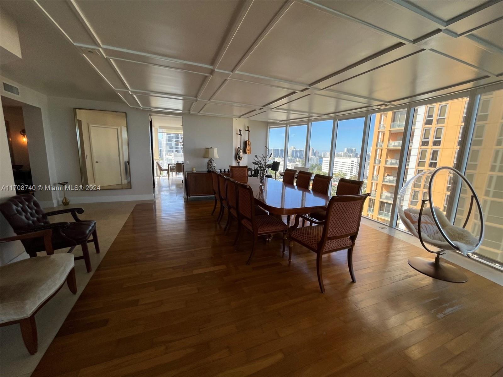 17555 Collins Ave # 1208