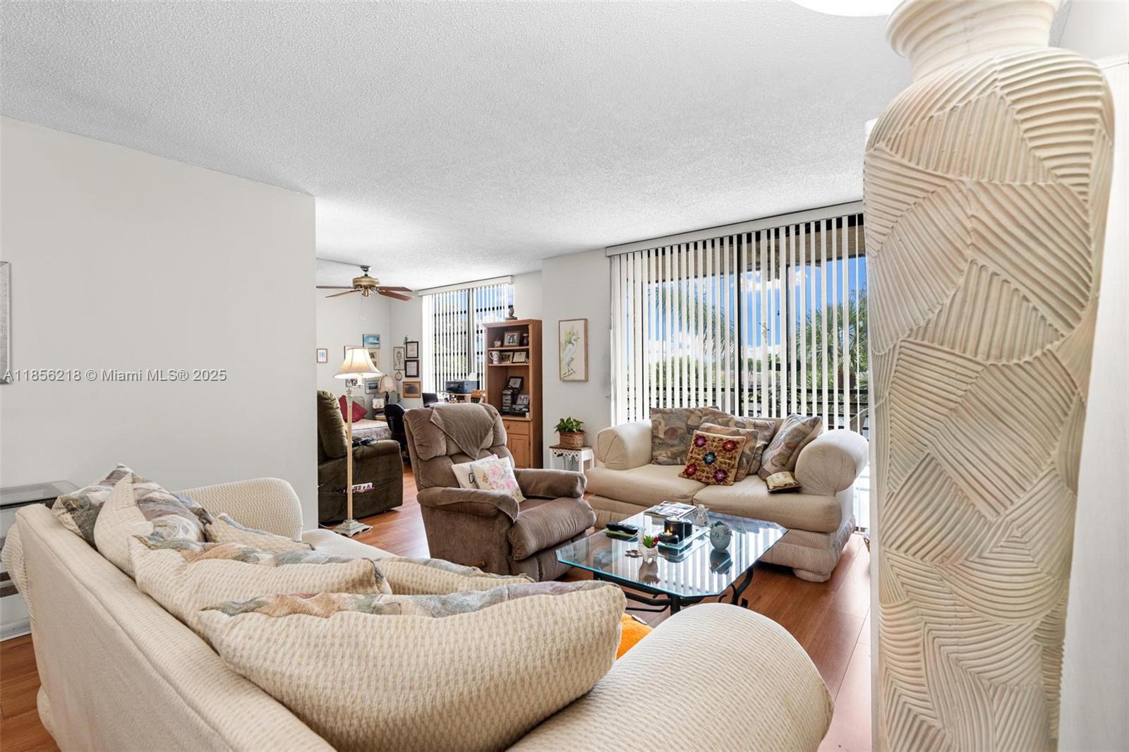 1101 Colony Point Cir # 307