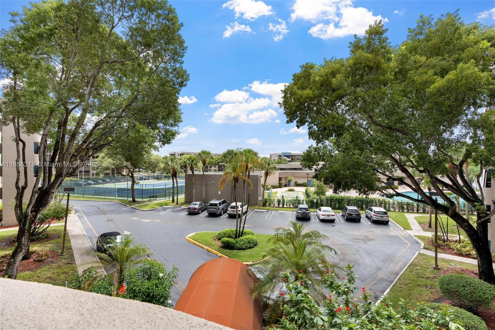 1101 Colony Point Cir # 307
