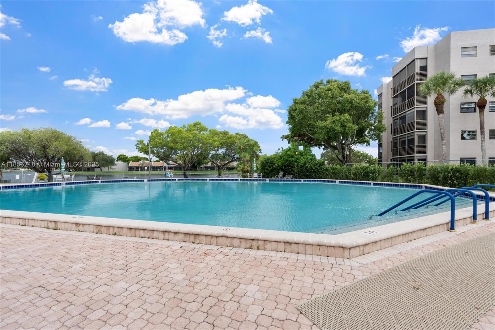 1101 Colony Point Cir # 307