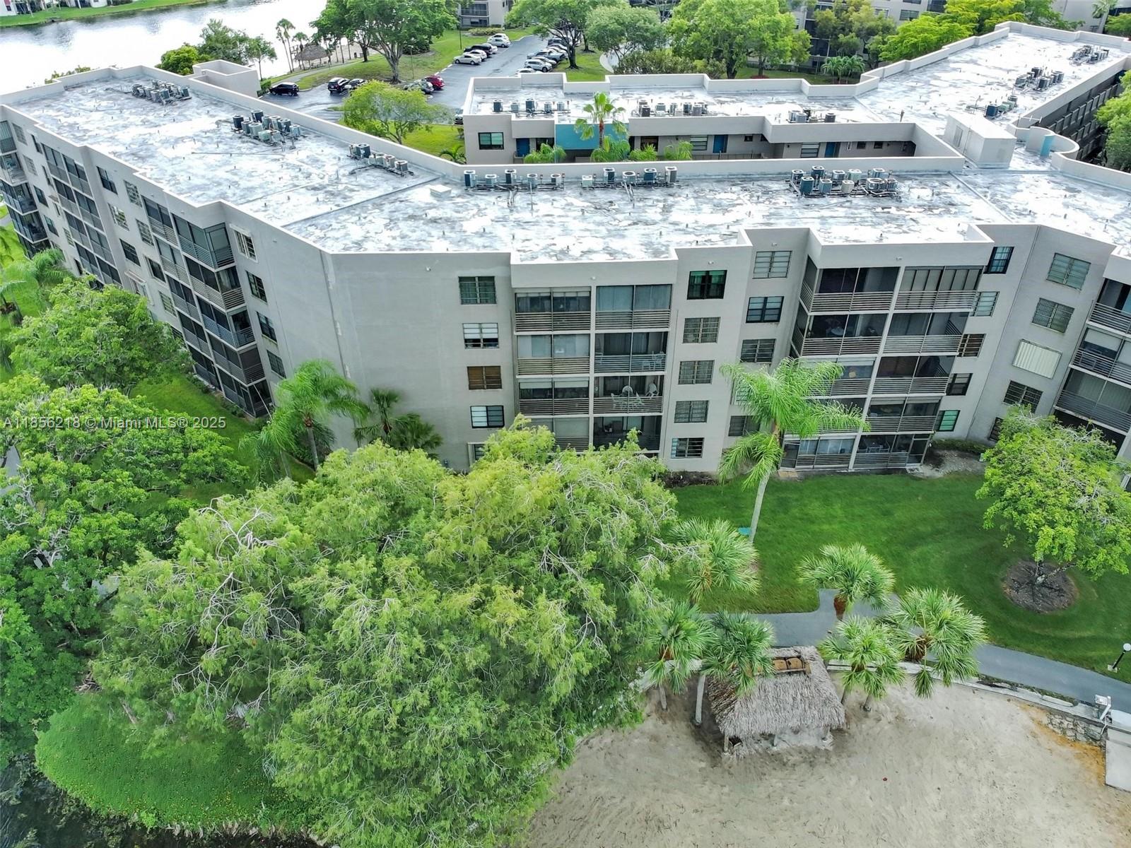 1101 Colony Point Cir # 307
