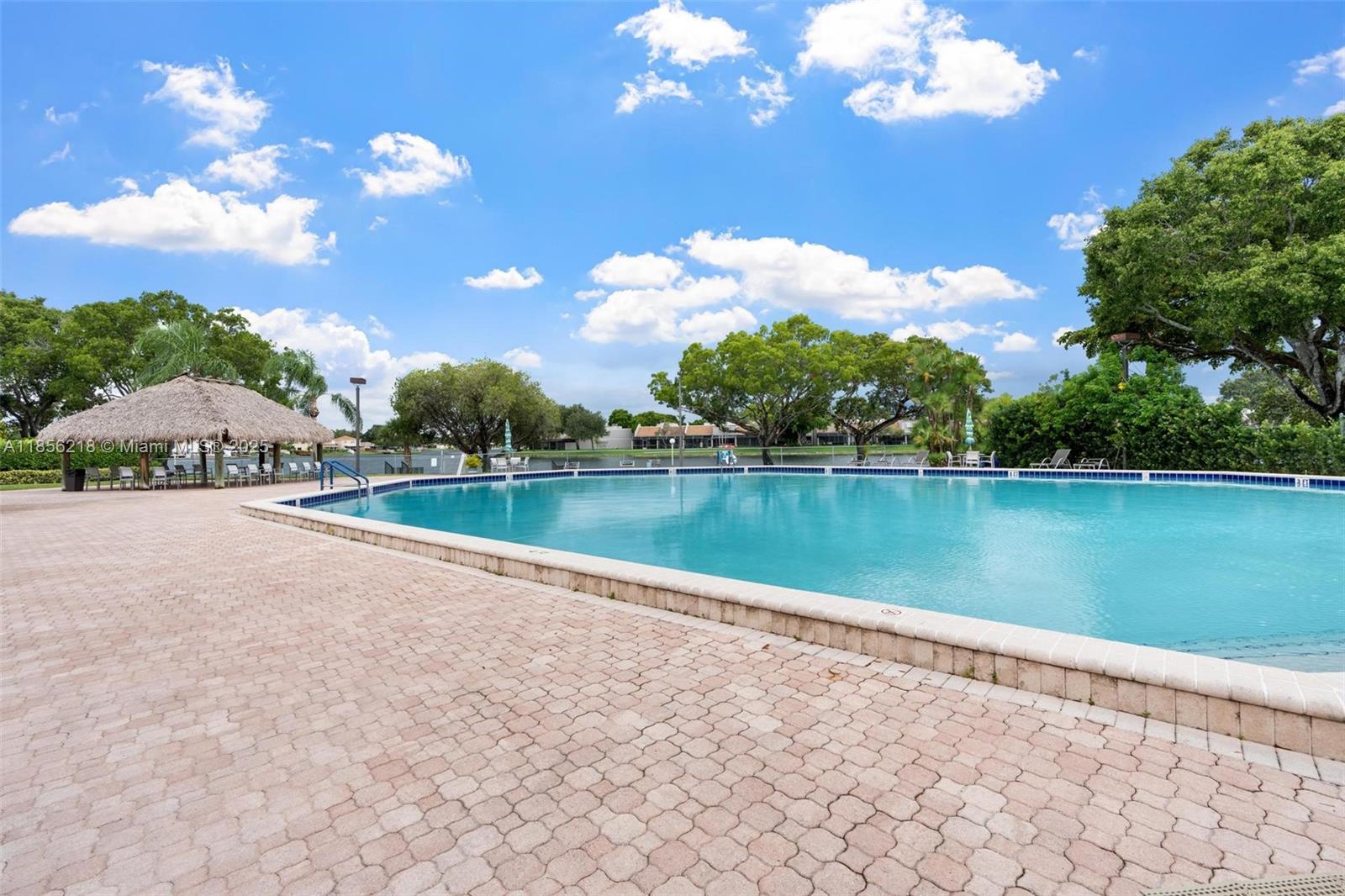 1101 Colony Point Cir # 307