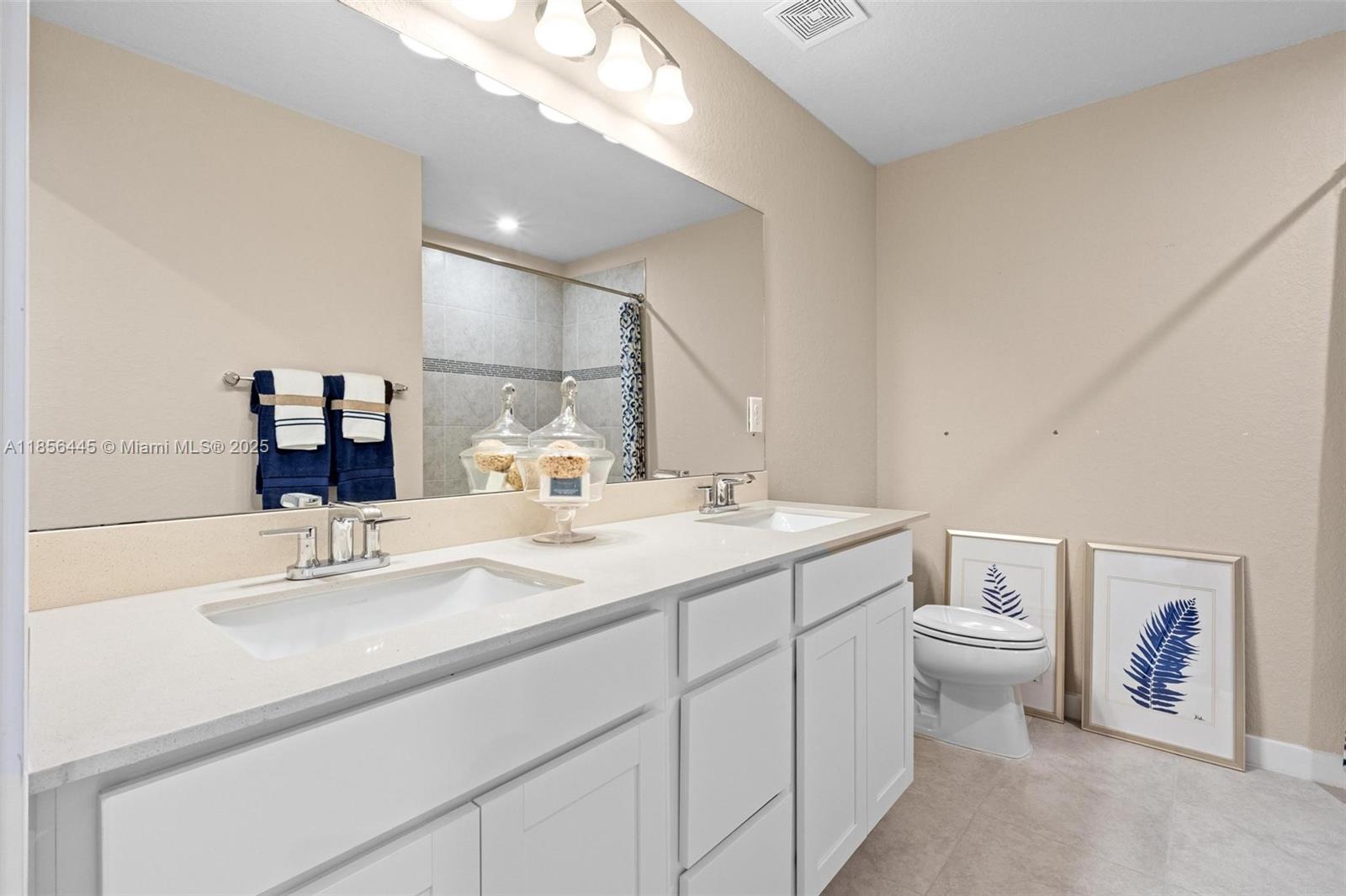 432 NW 10th Ct
