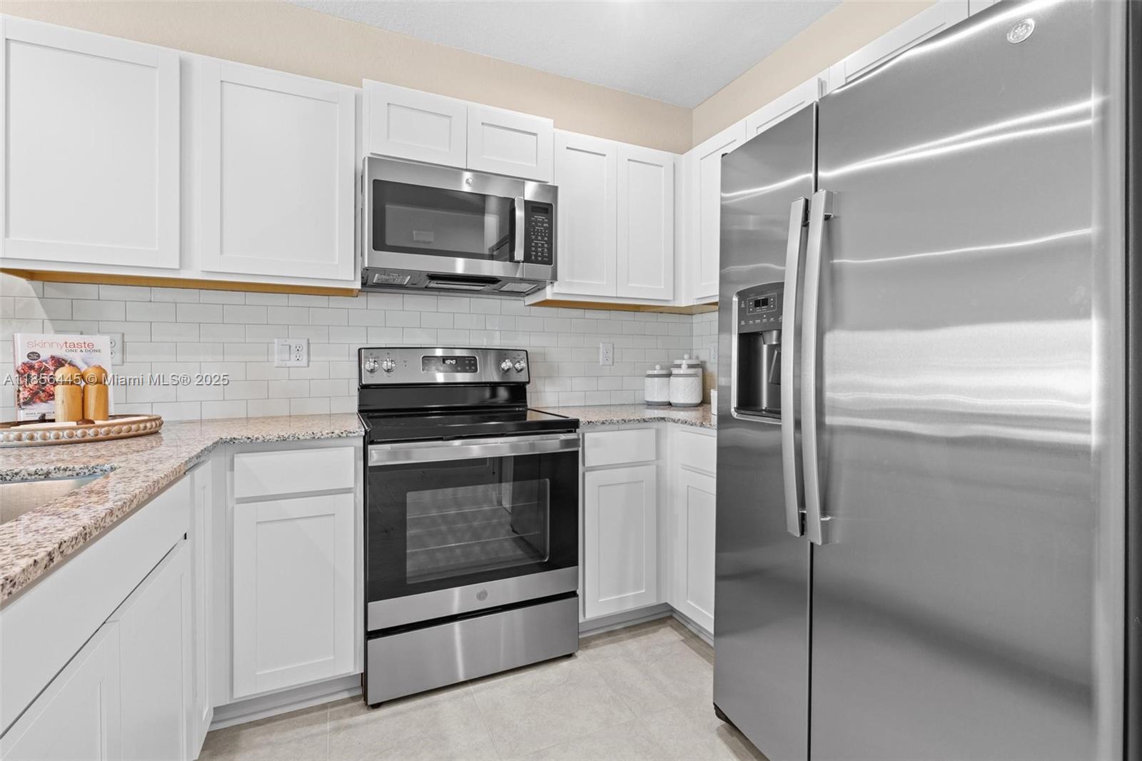 432 NW 10th Ct