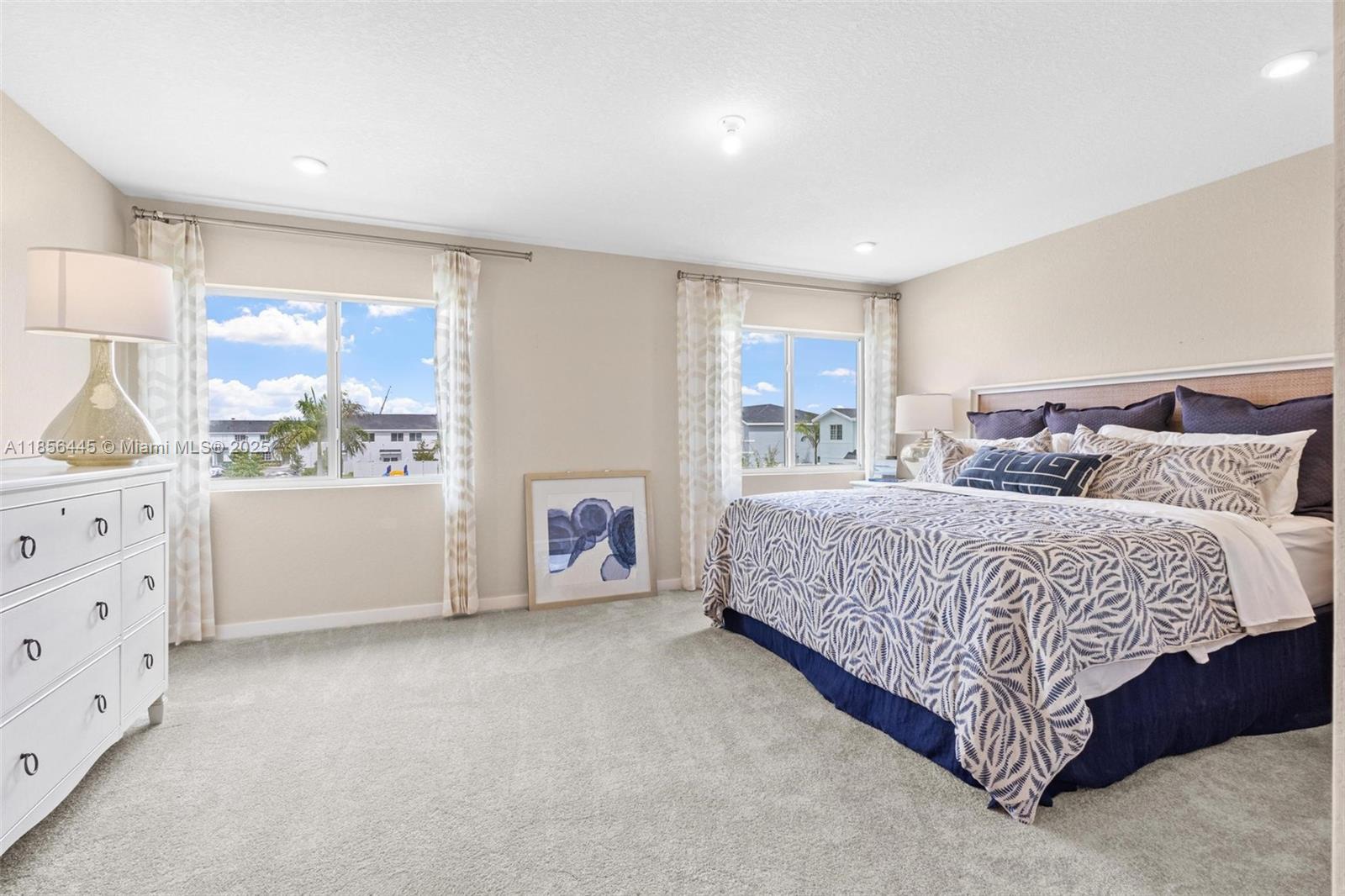 432 NW 10th Ct