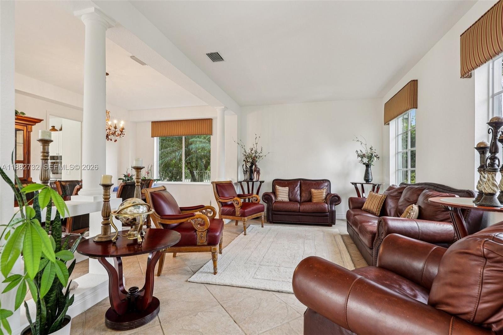 11759 Paradise Cove Ln