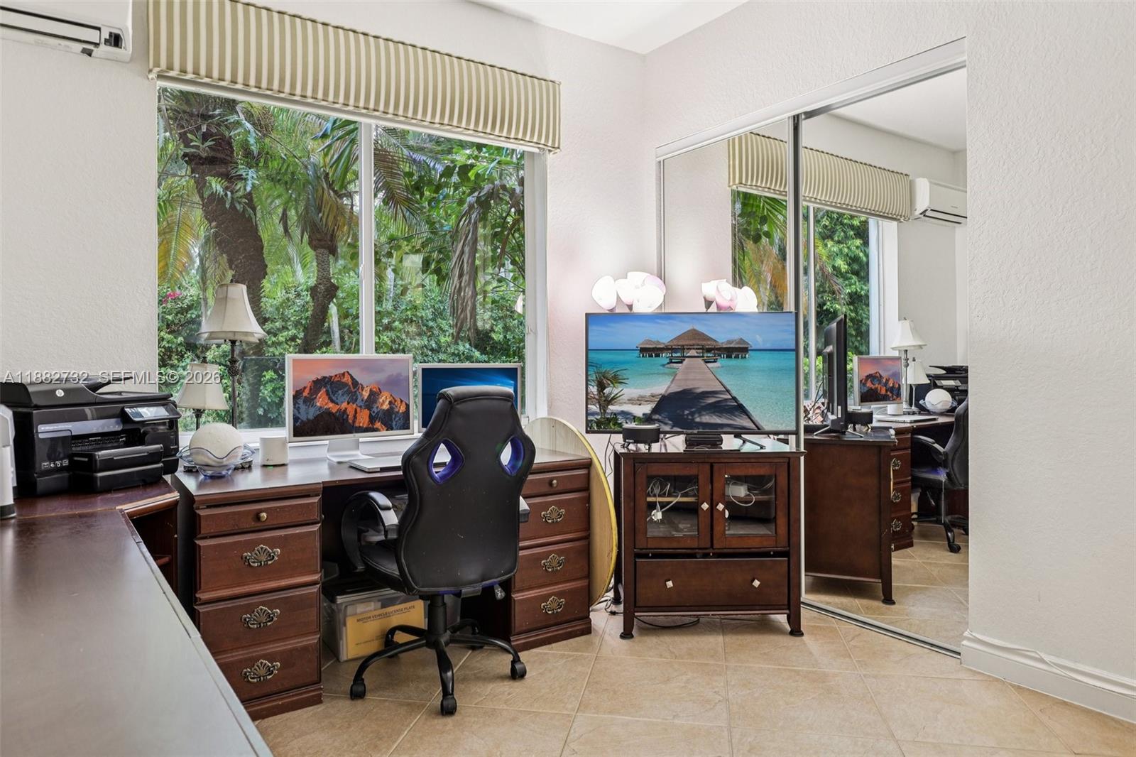 11759 Paradise Cove Ln