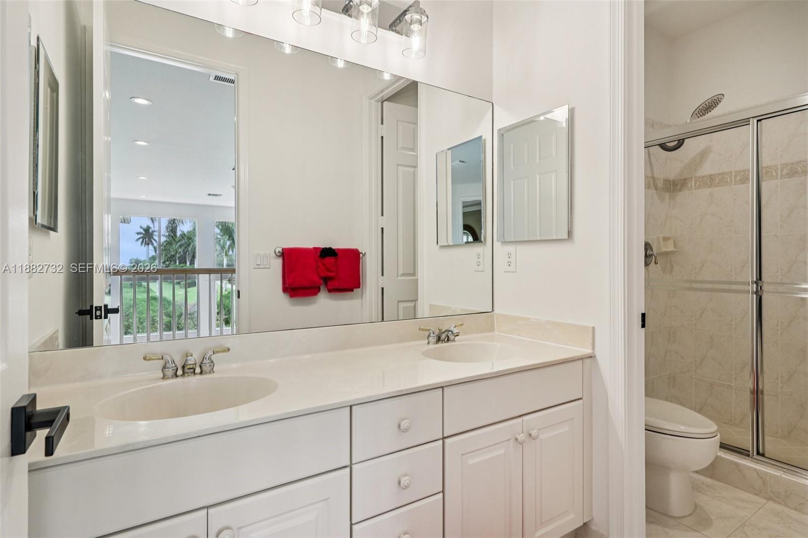 11759 Paradise Cove Ln