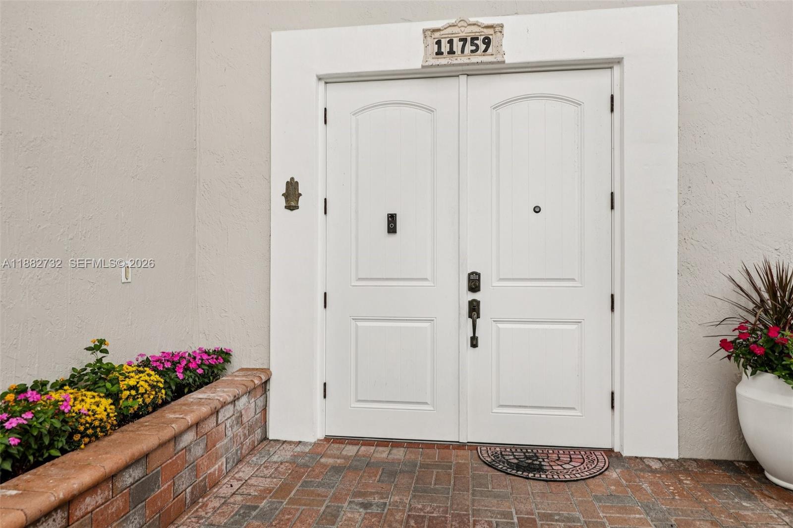 11759 Paradise Cove Ln