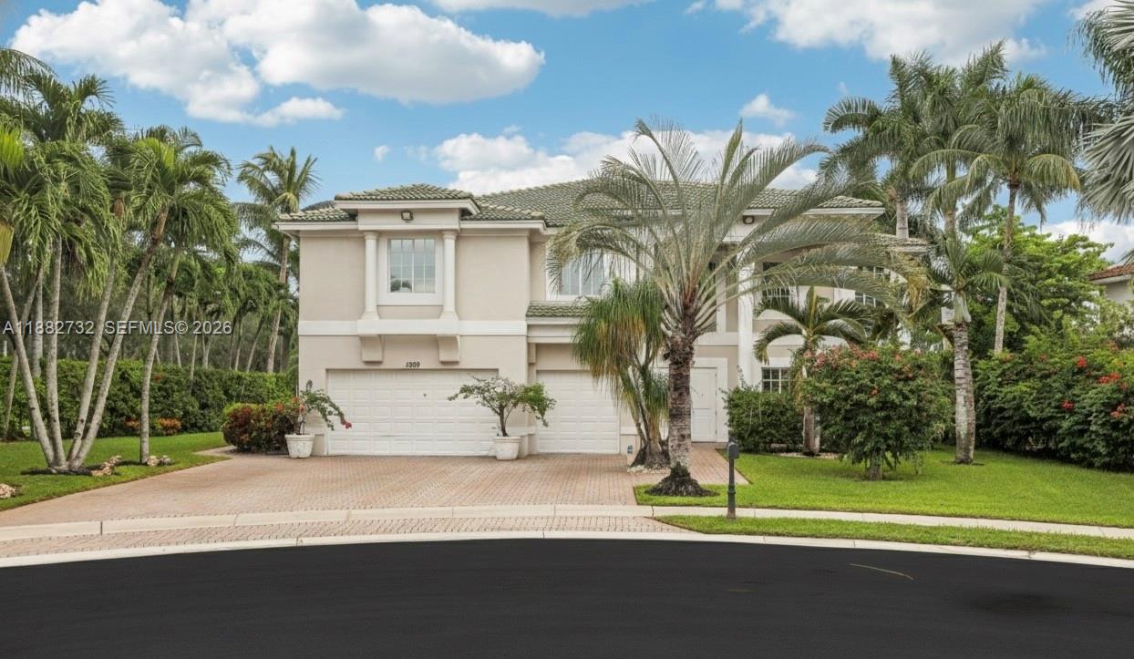 11759 Paradise Cove Ln