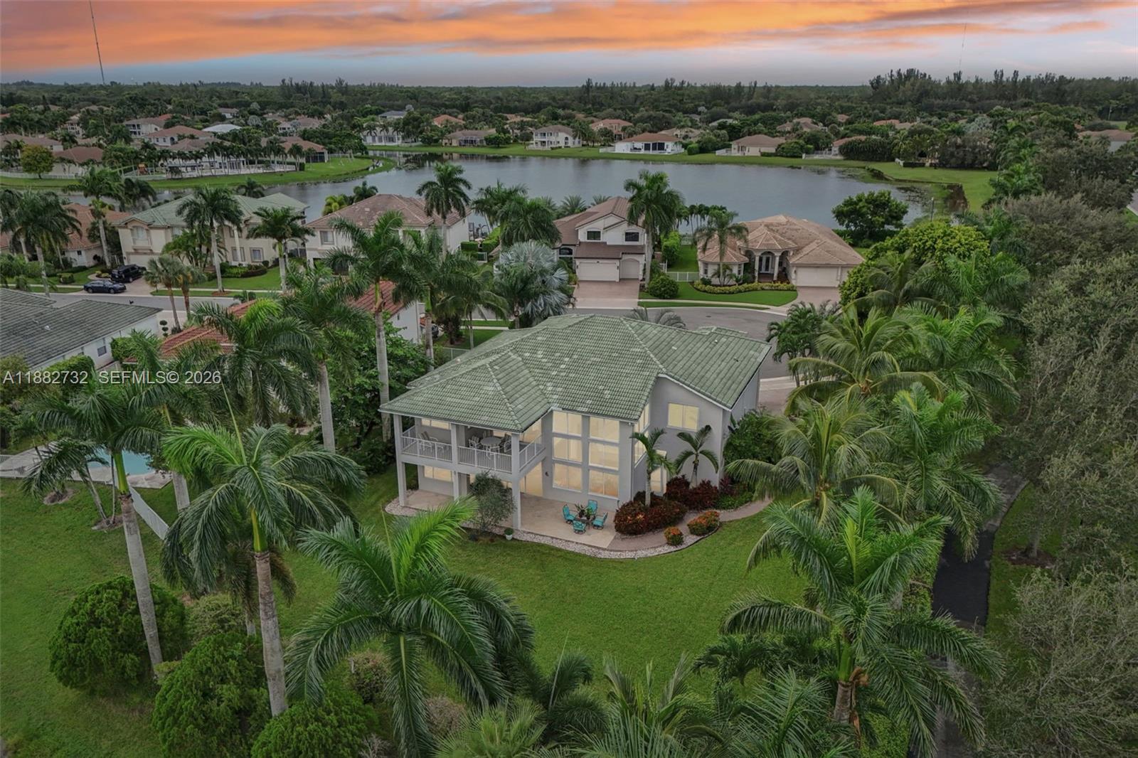 11759 Paradise Cove Ln