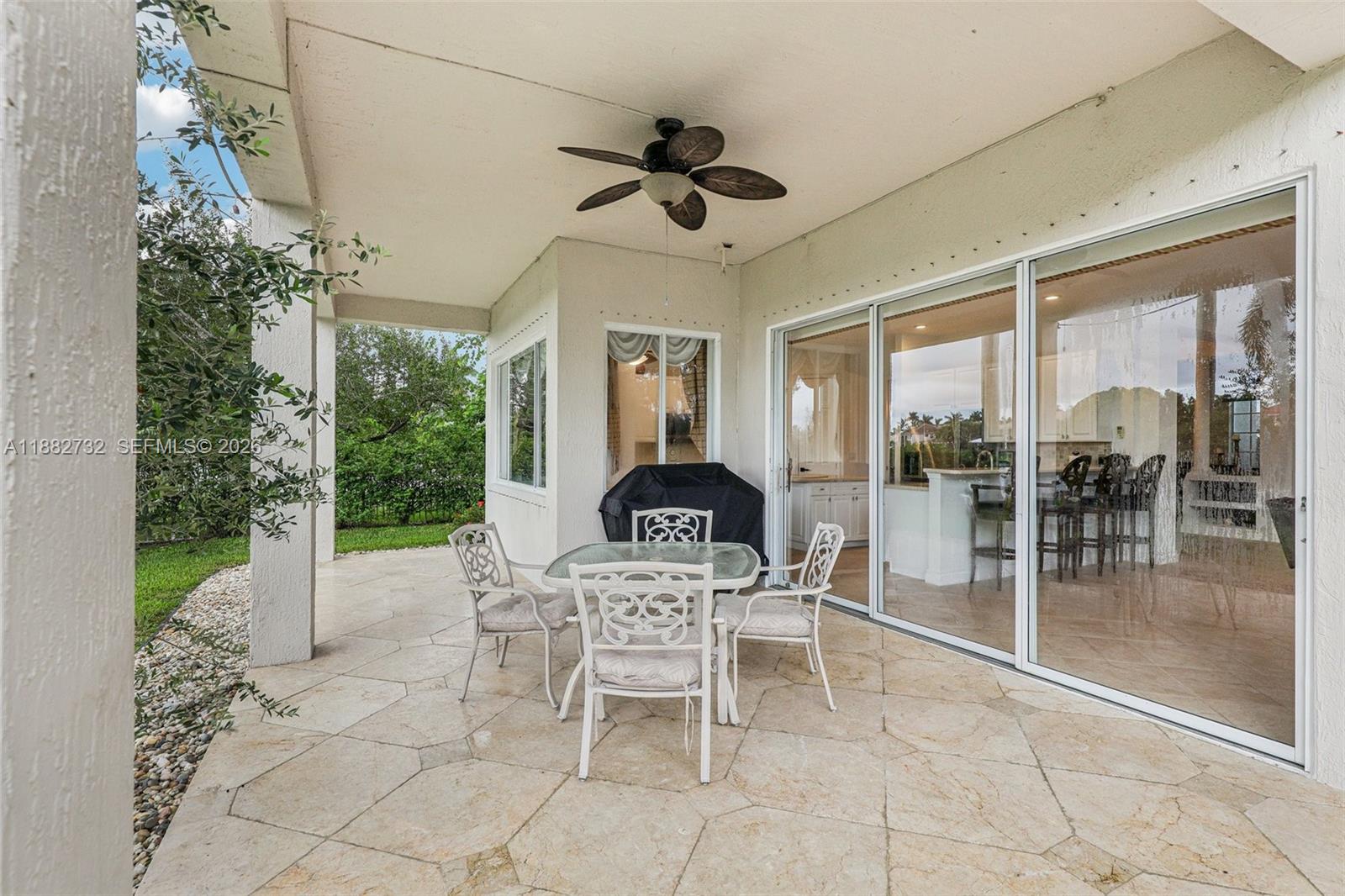 11759 Paradise Cove Ln