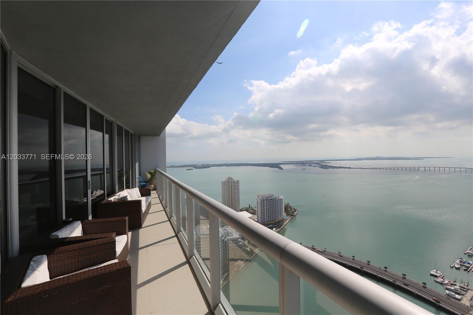 495 Brickell Ave # 4703