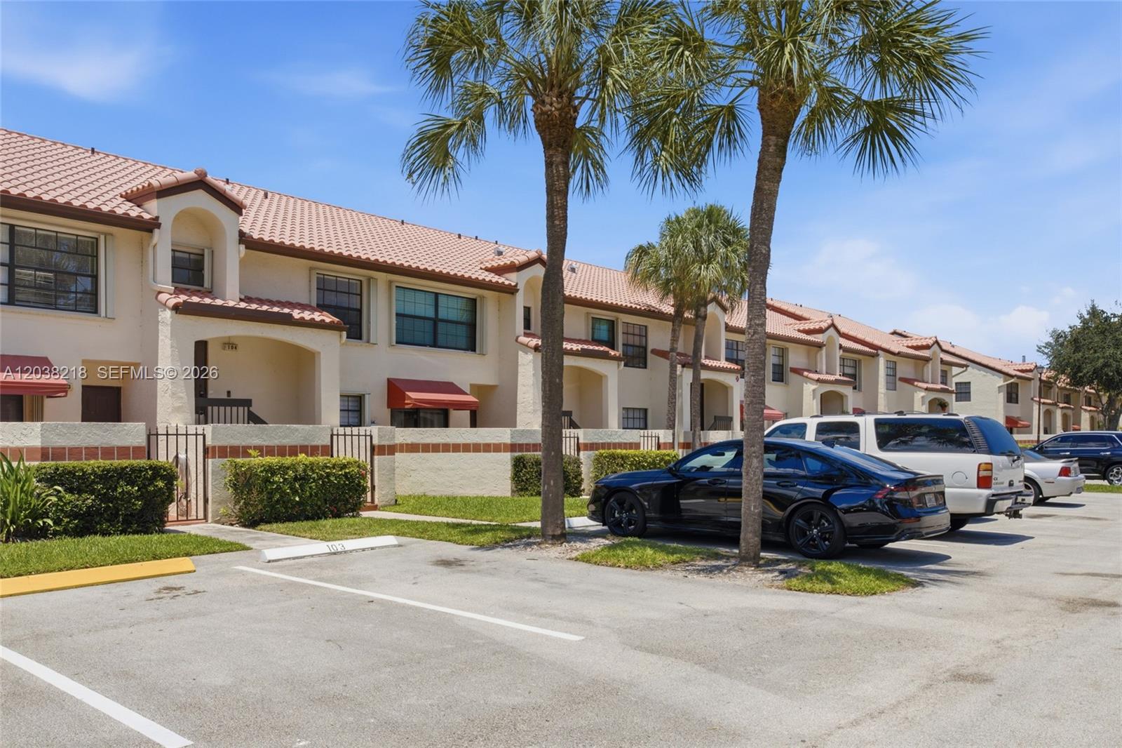 104 Freedom Ct # 104