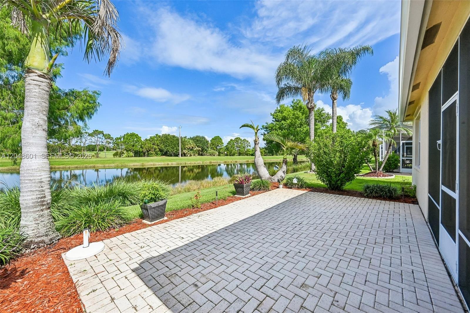 322 SW Tomoka Springs Dr, Port St. Lucie
