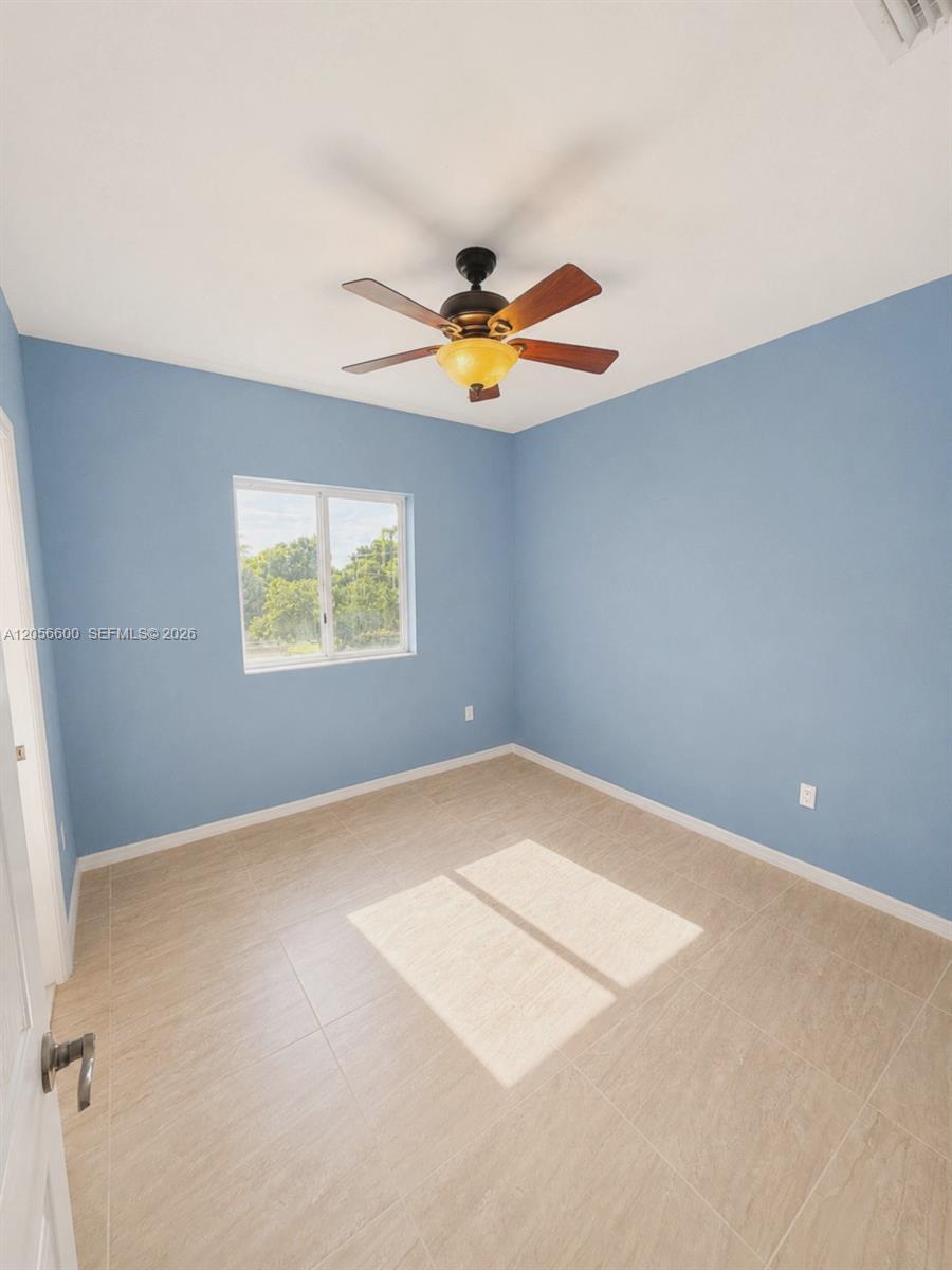 1690 SE 24th Ct