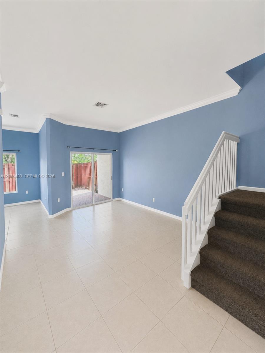 1690 SE 24th Ct