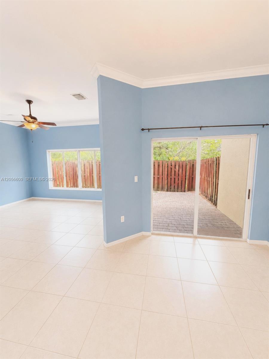 1690 SE 24th Ct