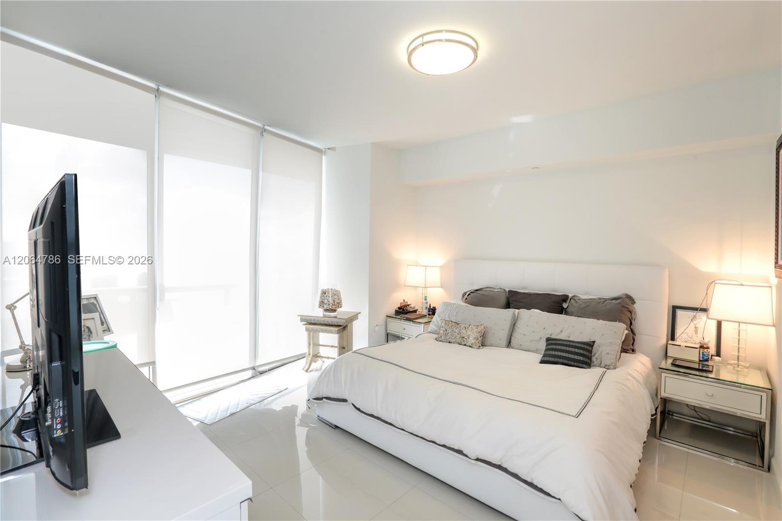 495 Brickell Ave # 4703