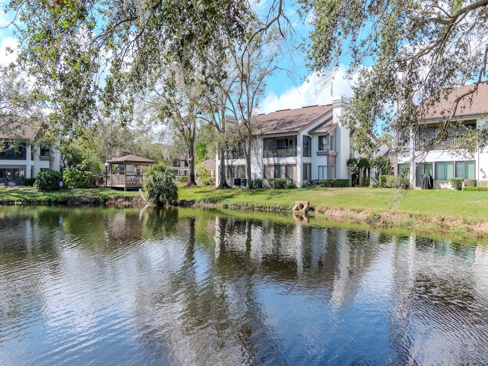 1813 LAKE CYPRESS DR #902