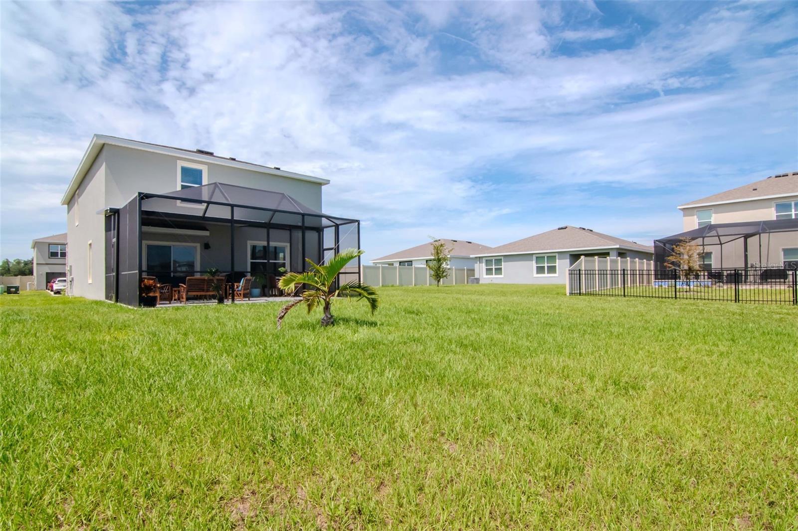 9744 CRESCENT RAY DR