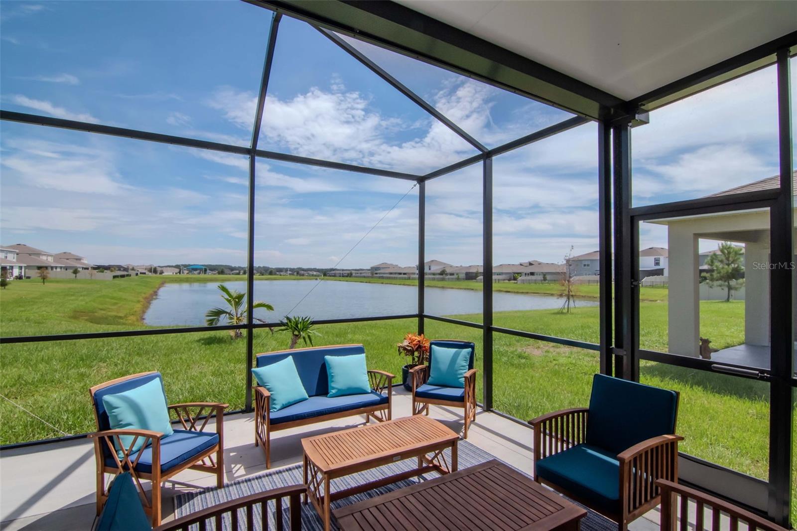 9744 CRESCENT RAY DR