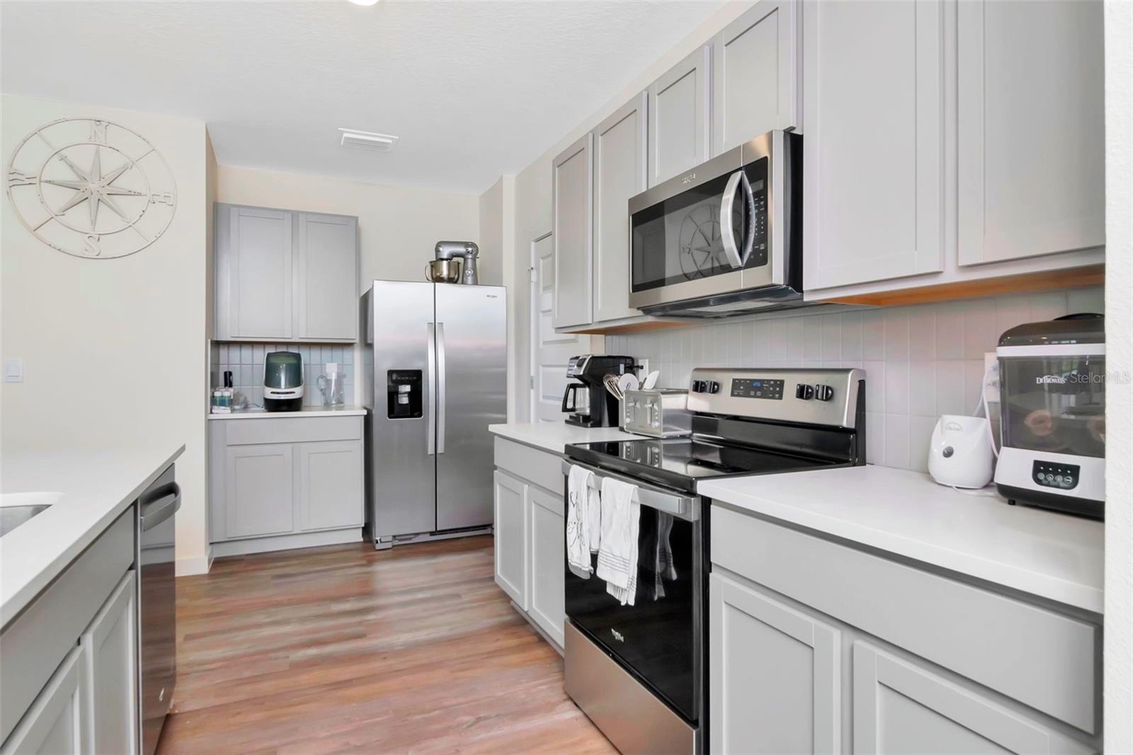 9744 CRESCENT RAY DR