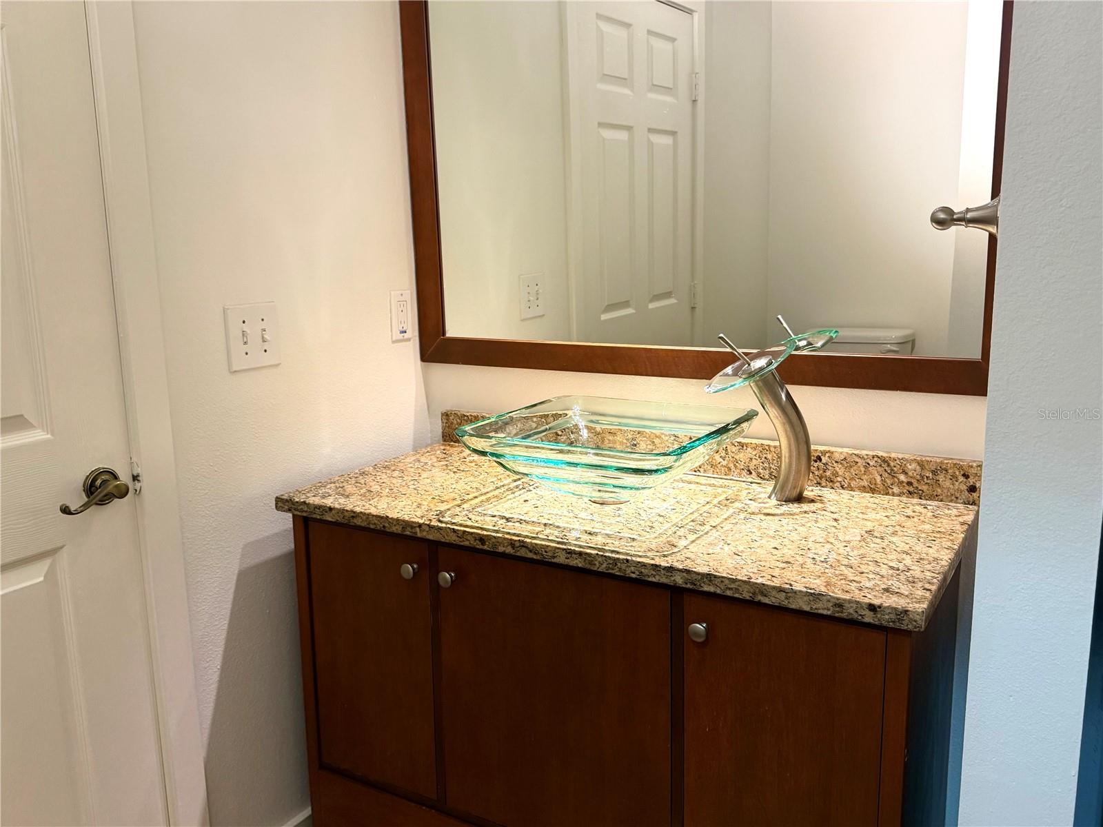 800 S DAKOTA AVE #332