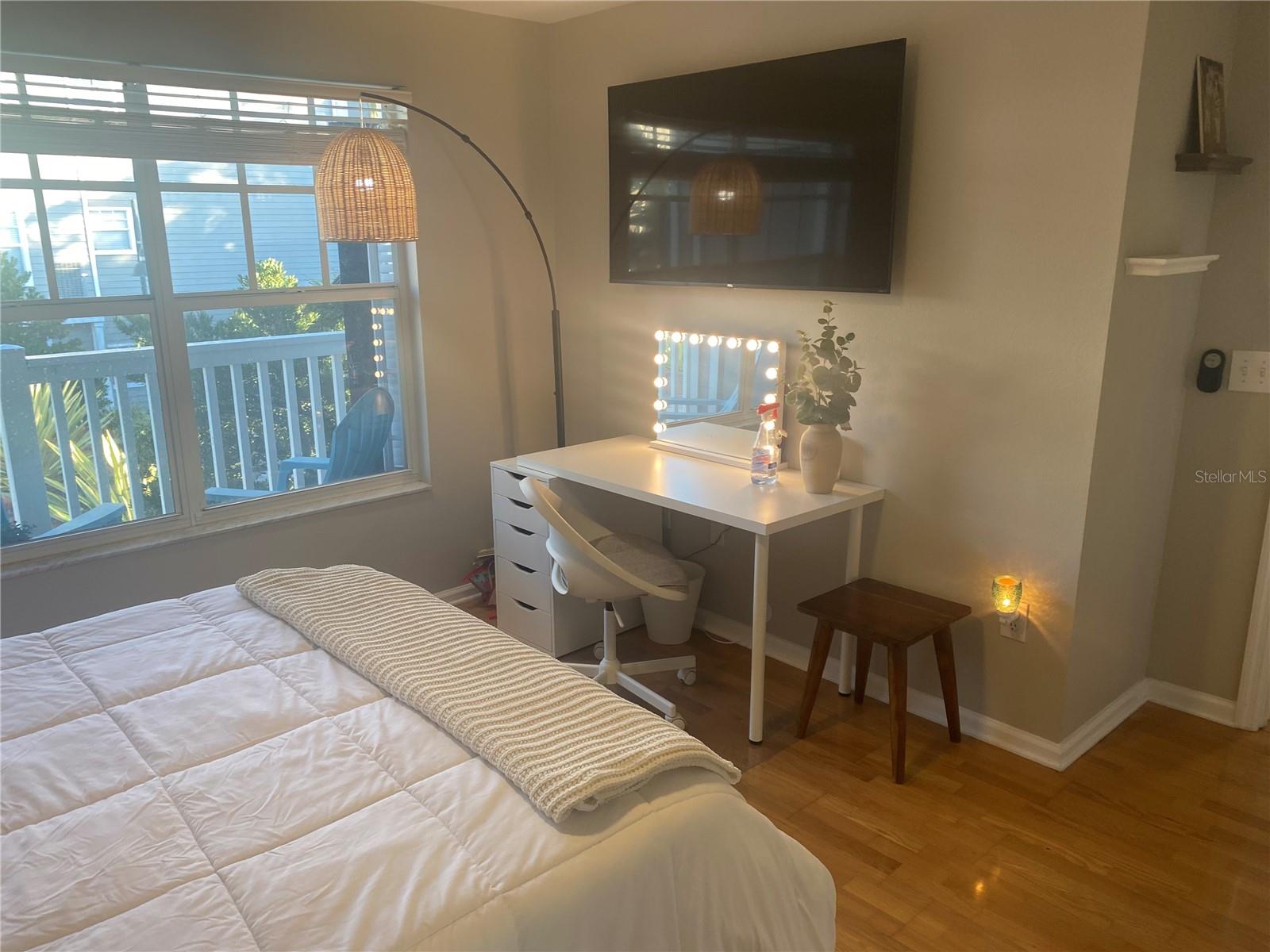 800 S DAKOTA AVE #332