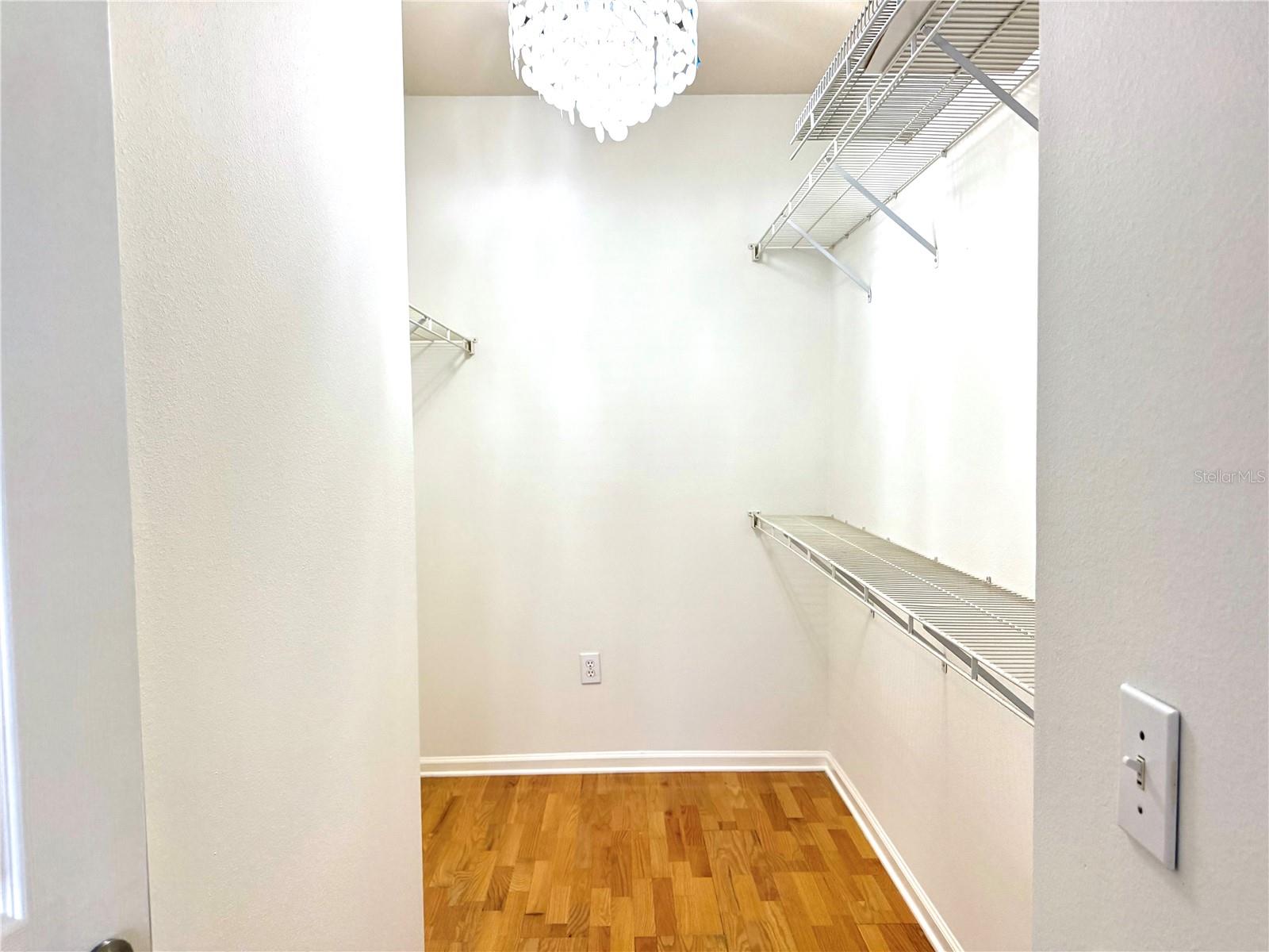 800 S DAKOTA AVE #332