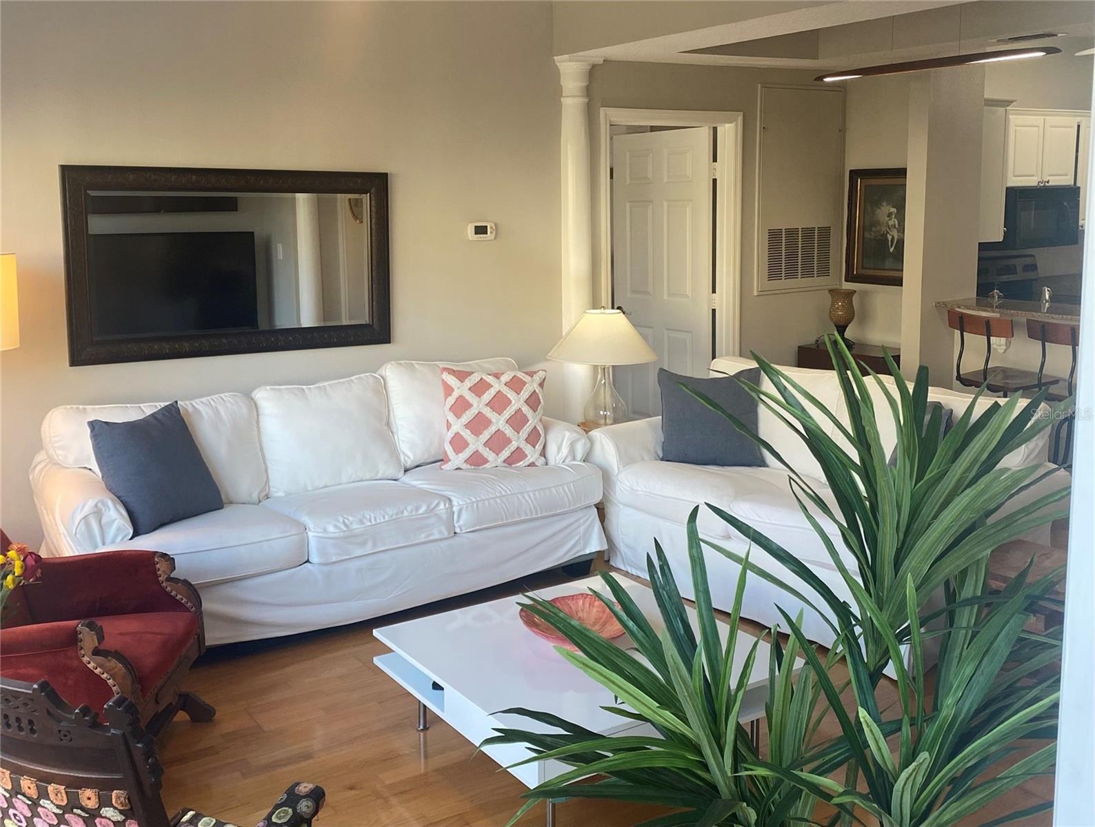 800 S DAKOTA AVE #332