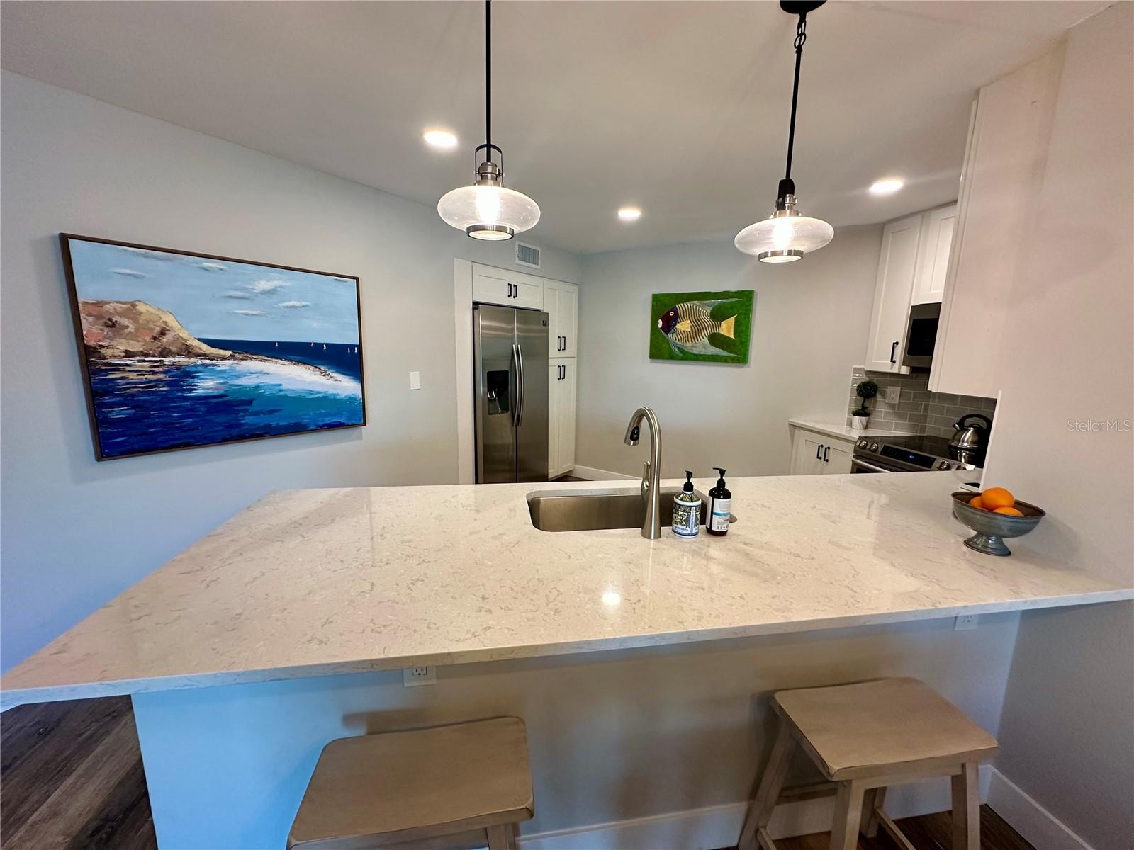 6100 BAHIA DEL MAR CIR #102