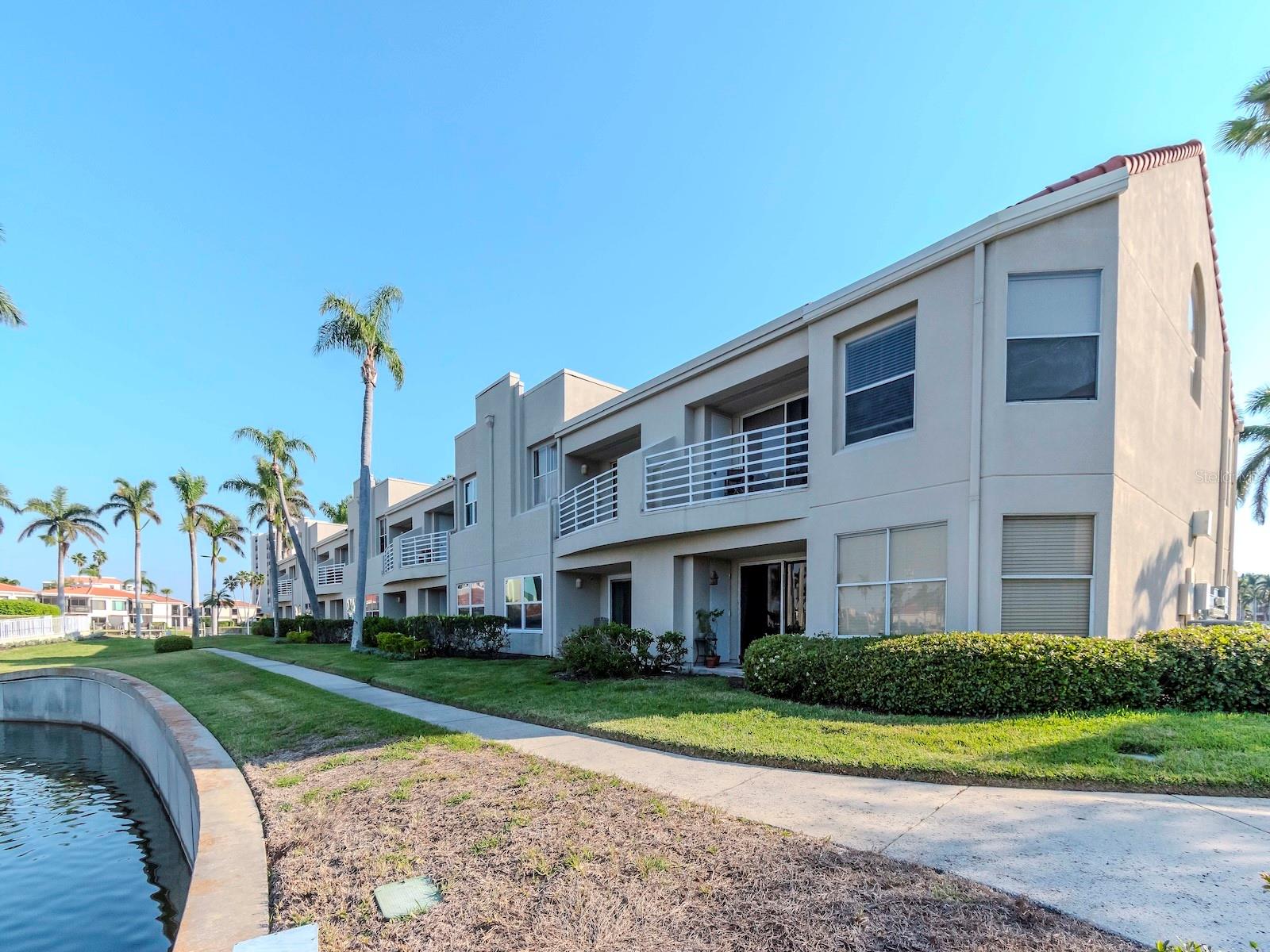 6100 BAHIA DEL MAR CIR #102