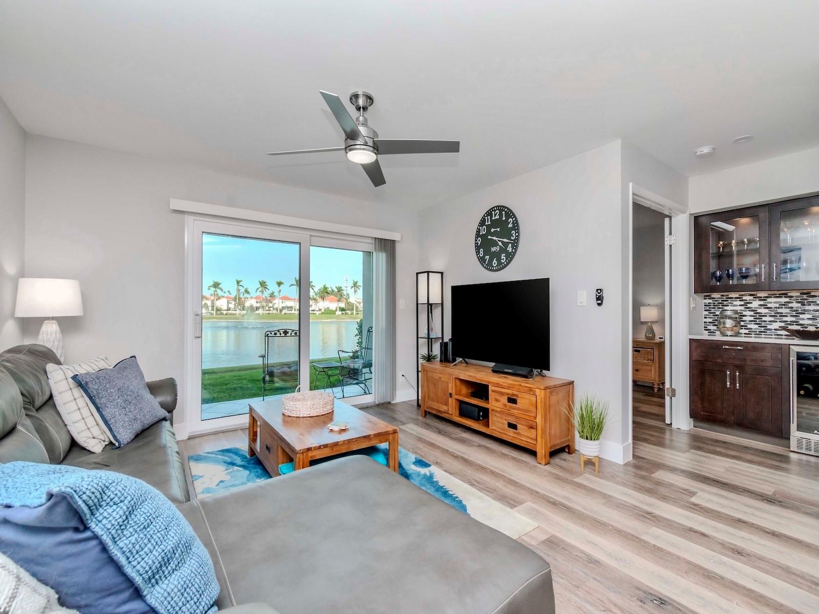 6100 BAHIA DEL MAR CIR #102