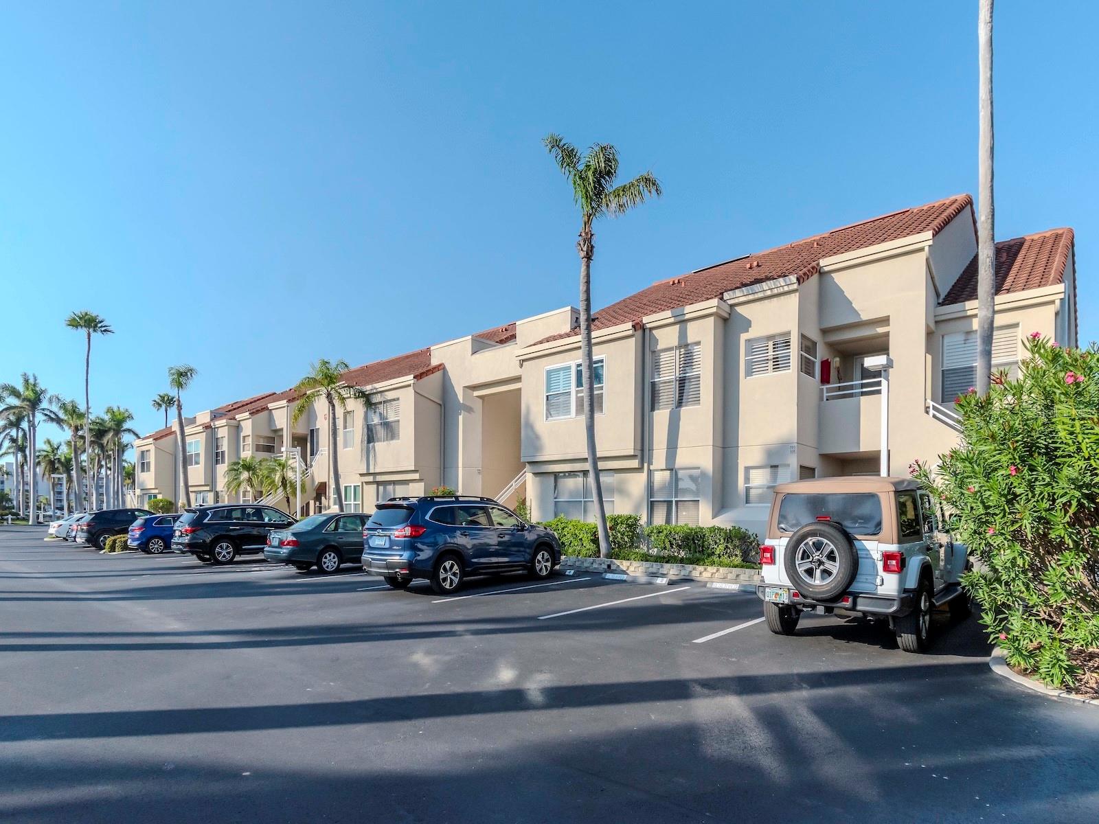 6100 BAHIA DEL MAR CIR #102