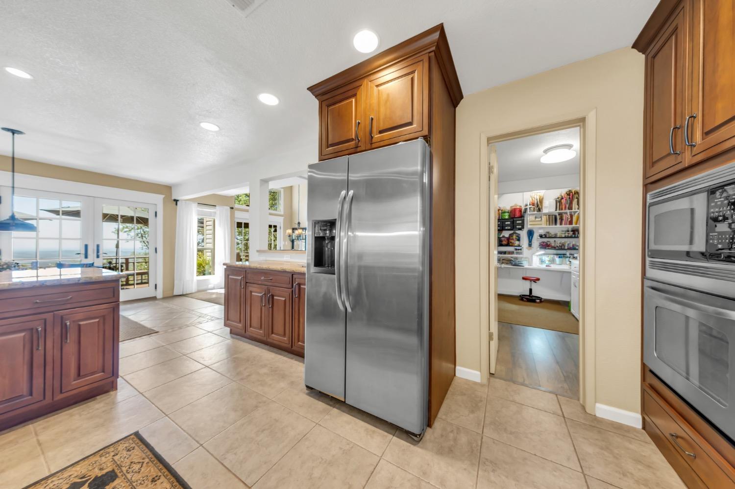 1410 Hound Hollow Road