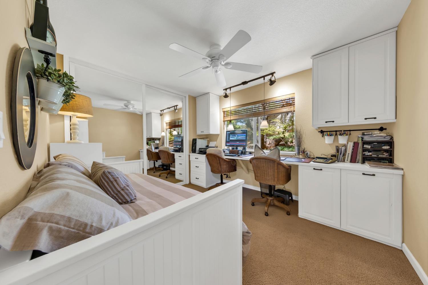 1410 Hound Hollow Road