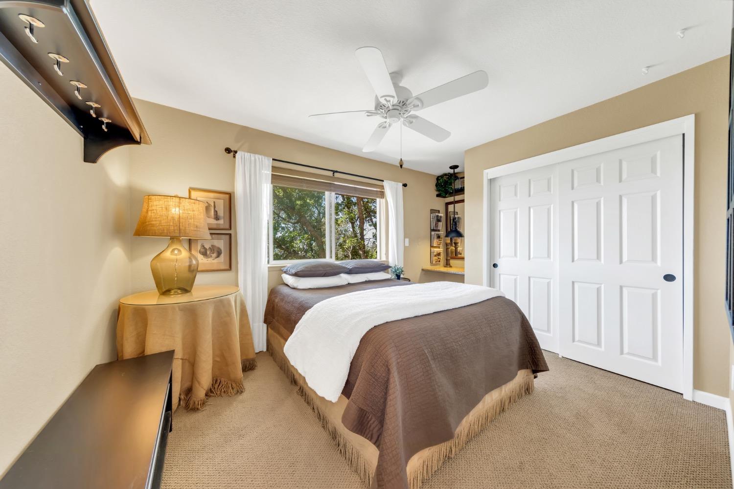 1410 Hound Hollow Road