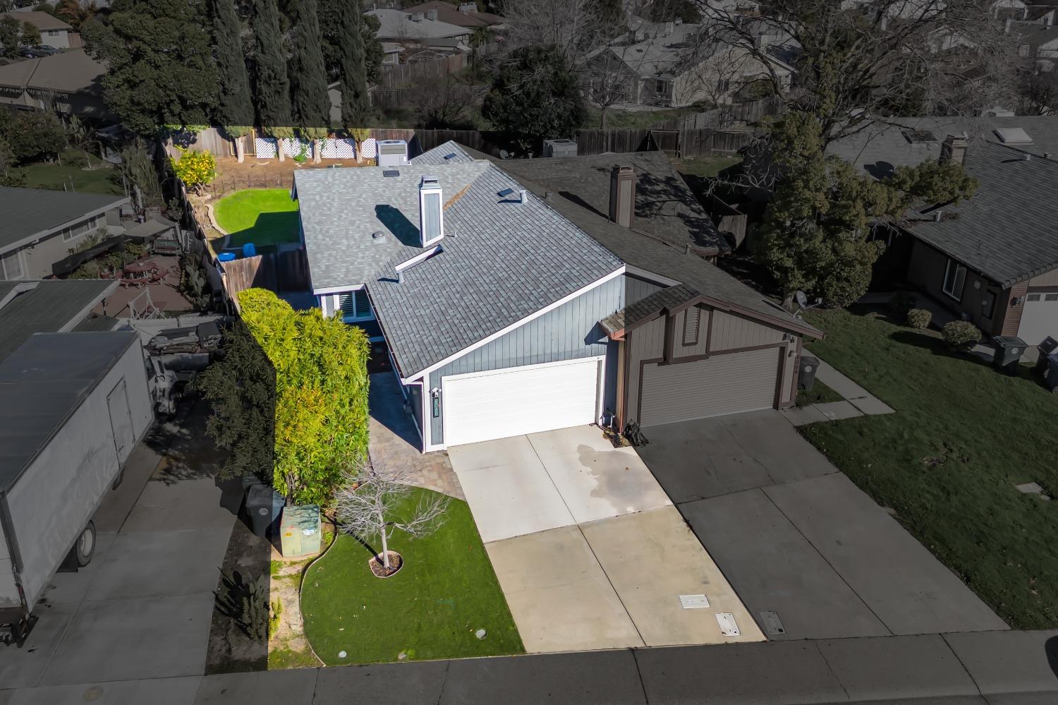 6068 Peoria Drive