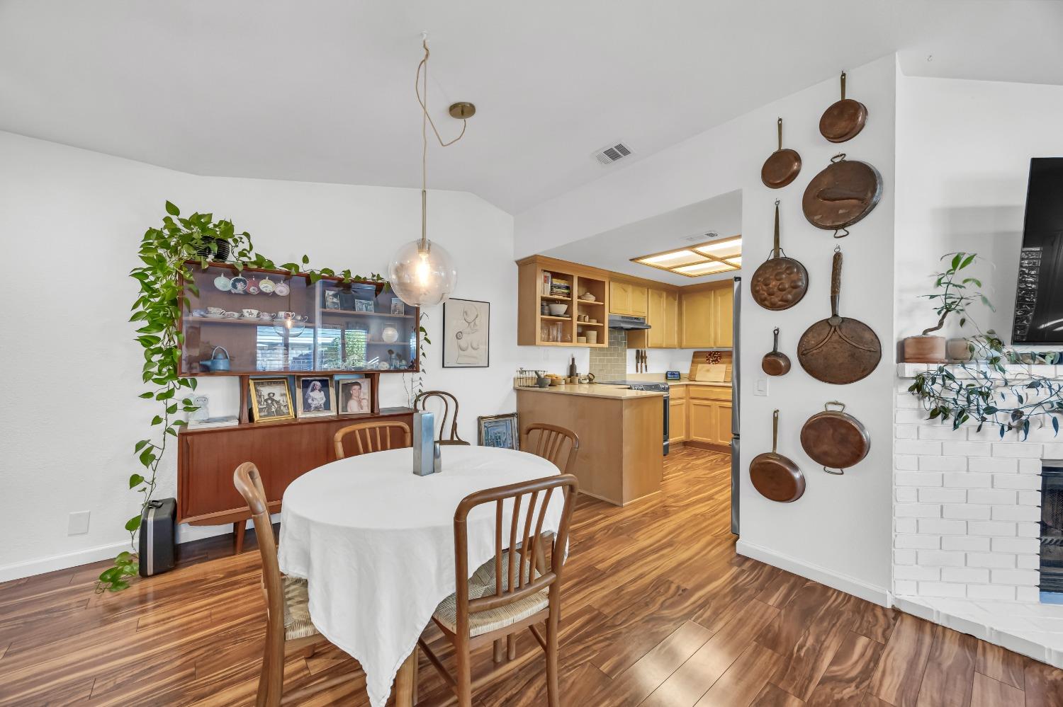 6068 Peoria Drive