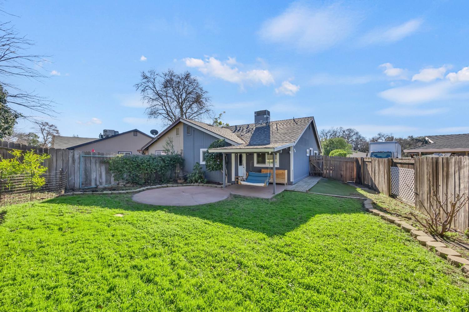 6068 Peoria Drive